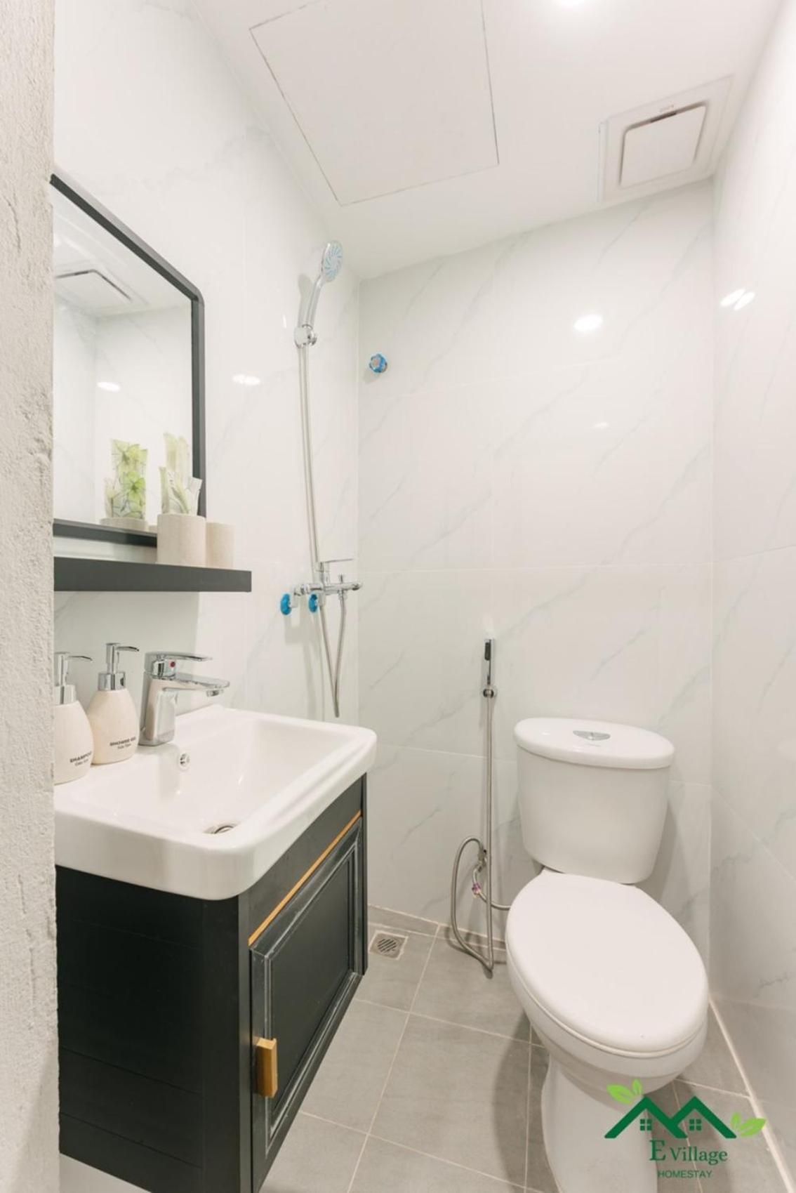 E Village Hotel Ханой Экстерьер фото
